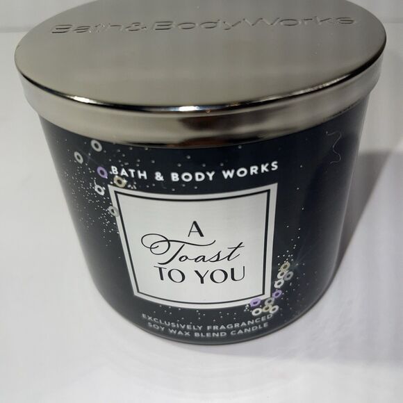 ALL NEW A Toast To You 3-Wick Candle 25-45 burn hours 14 oz Bath & Body Works - Picture 2 of 6